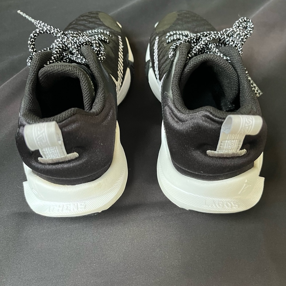 NWOB Nike Kids Giannis Immortality Basketball Shoes - Picture 4 of 10